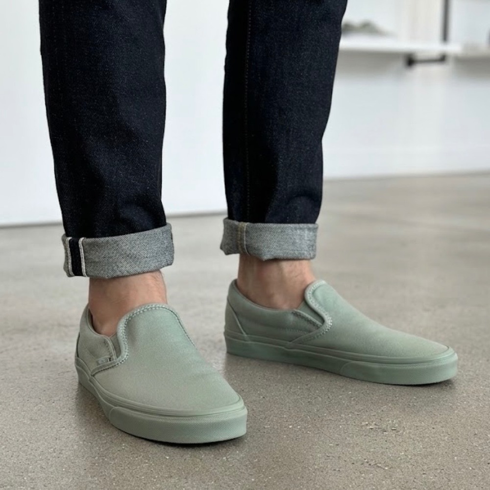 Vans Classic Slip-On Sage Green Monochromatic Canvas Sneakers 9.5 Mens 11 Womens